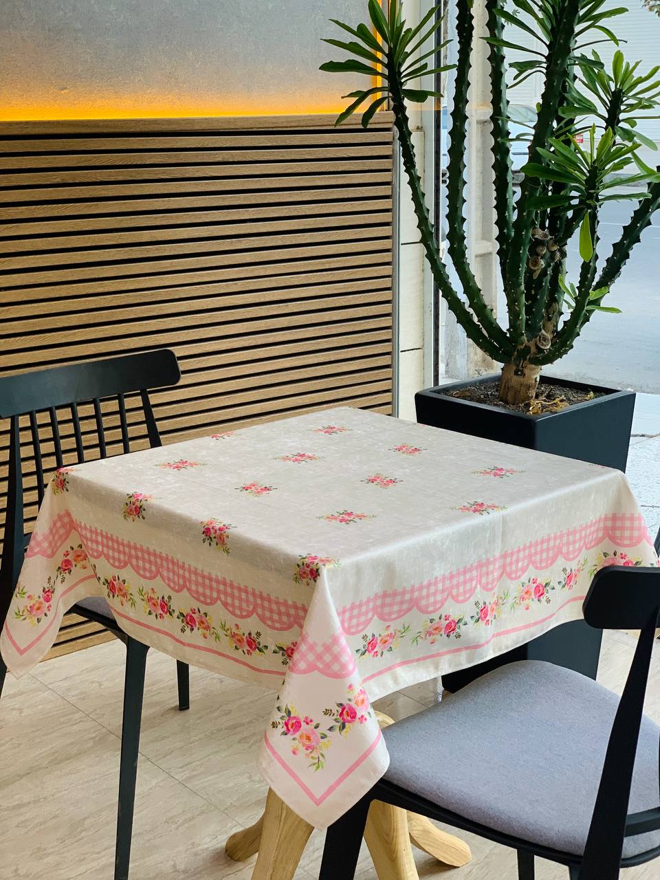 رومیزی و سفره ضدلک طرح دیزنی