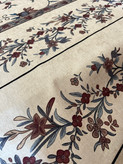 رومیزی و سفره ضدلک طرح باغ آرام