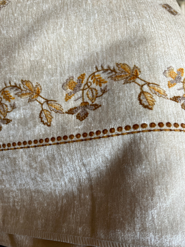 رومیزی و سفره پارچه ای ضدلک طرح گندم