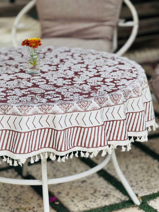رومیزی و سفره ضدلک طرح ترمه