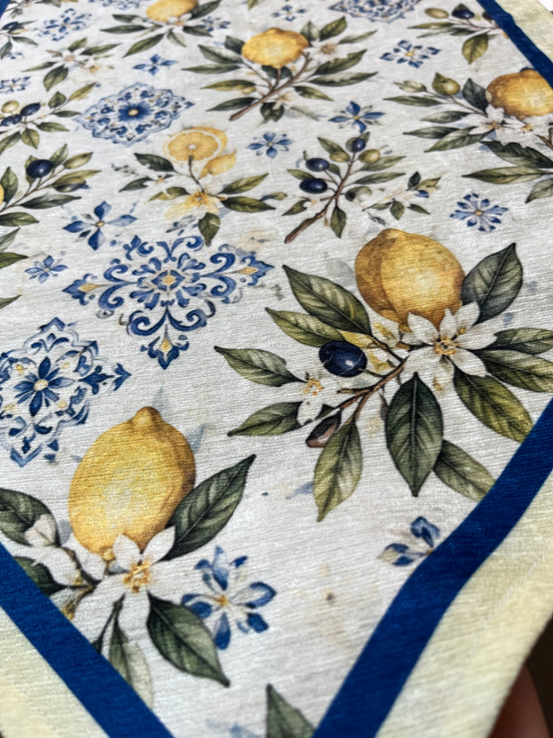 رومیزی و سفره ضدلک طرح باغ لیمو